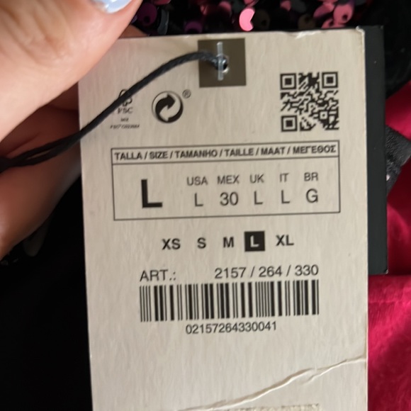 New sequins dress - Picture 5 of 5